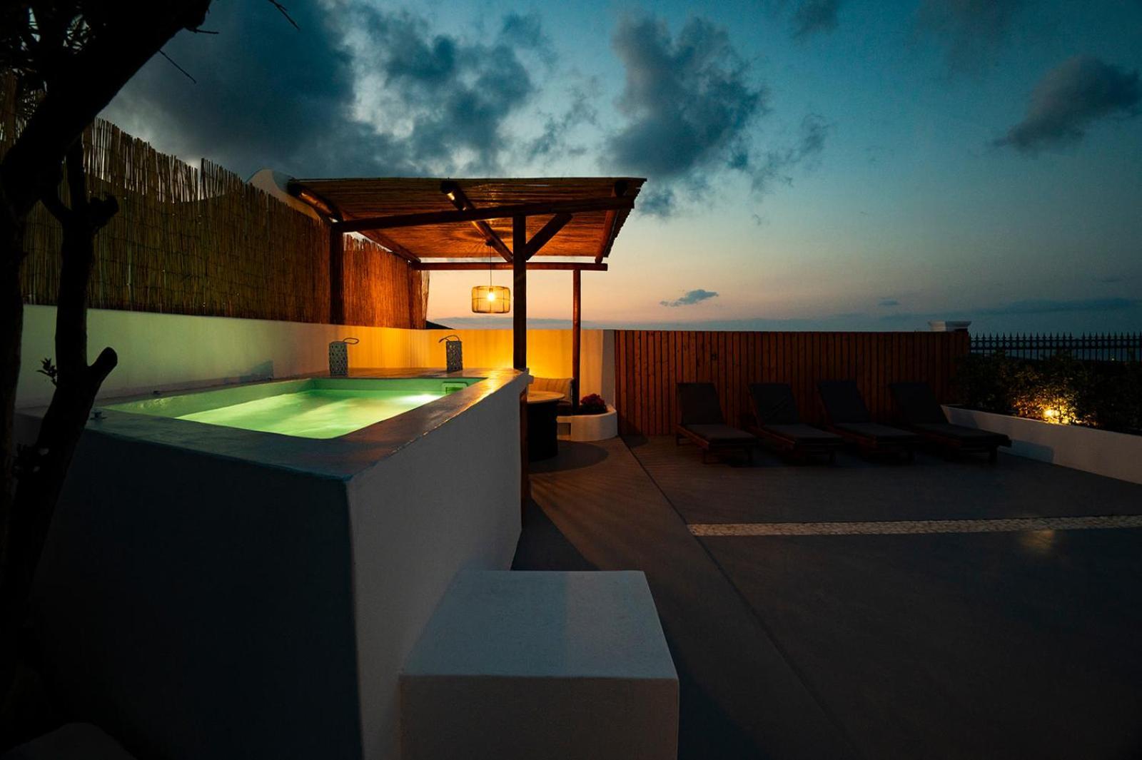 Sunrise Santorini Villa *